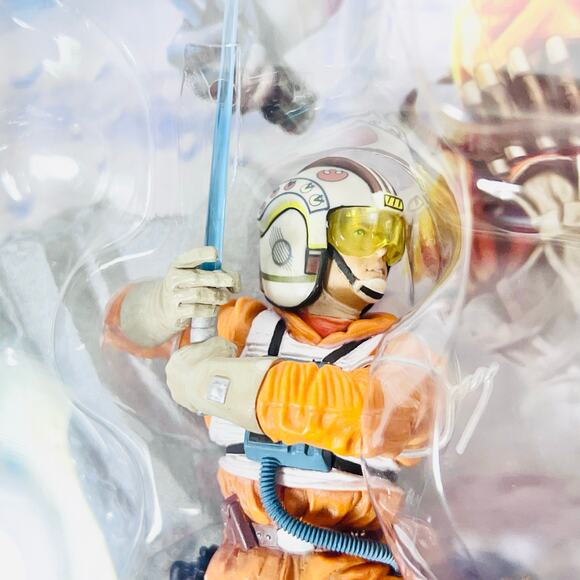 Star Wars Unleashed Luke Skywalker Series 7 Action Figure X-Wing Pilot Suit New - Picture 10 of 13